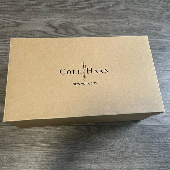 Cole Haan Air Madison Plain Oxford in British Tan - Picture 2 of 12